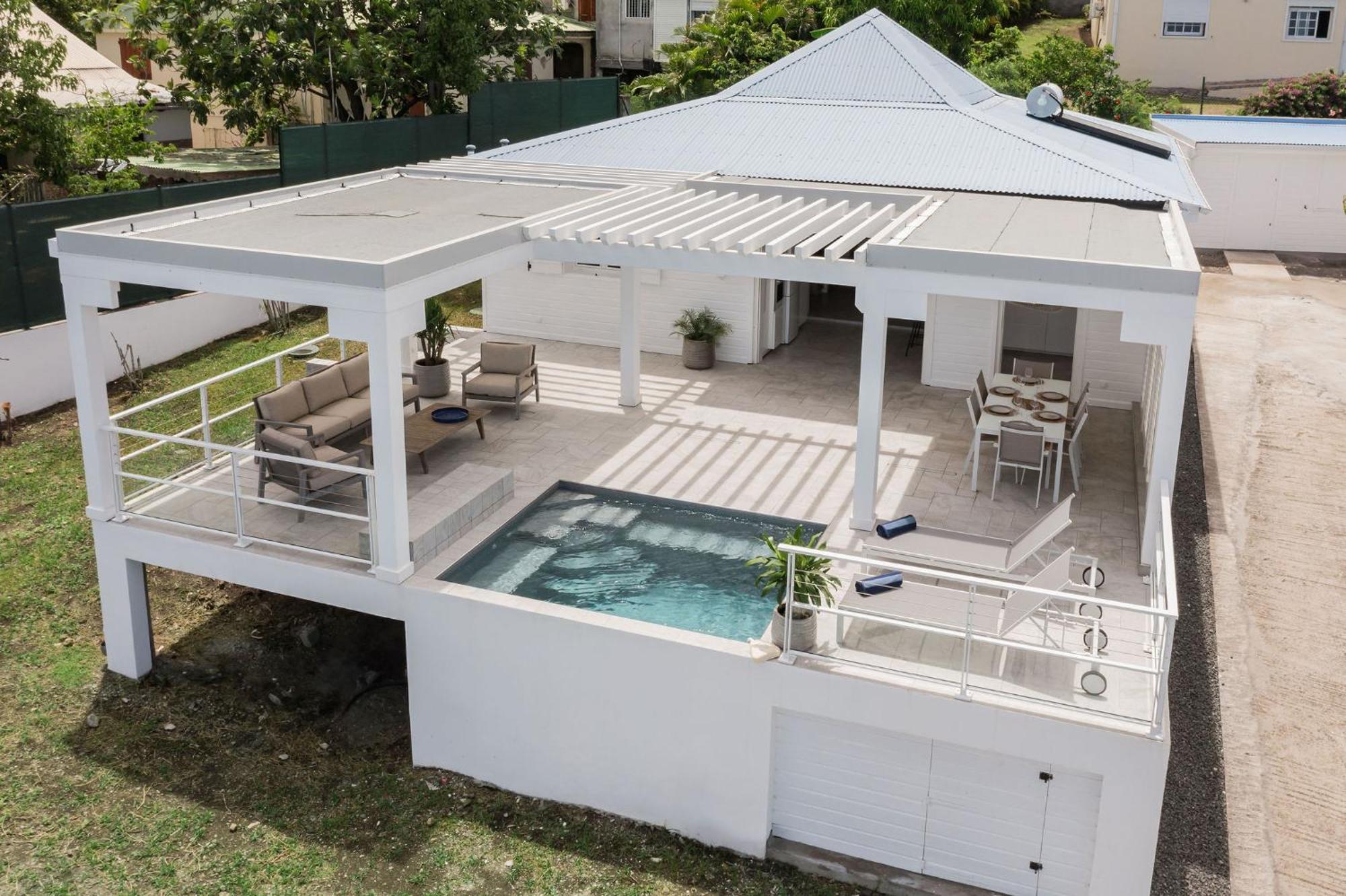 Villa Bouillante 3 Chambres Avec Vue Mer Et Piscine Exterior photo